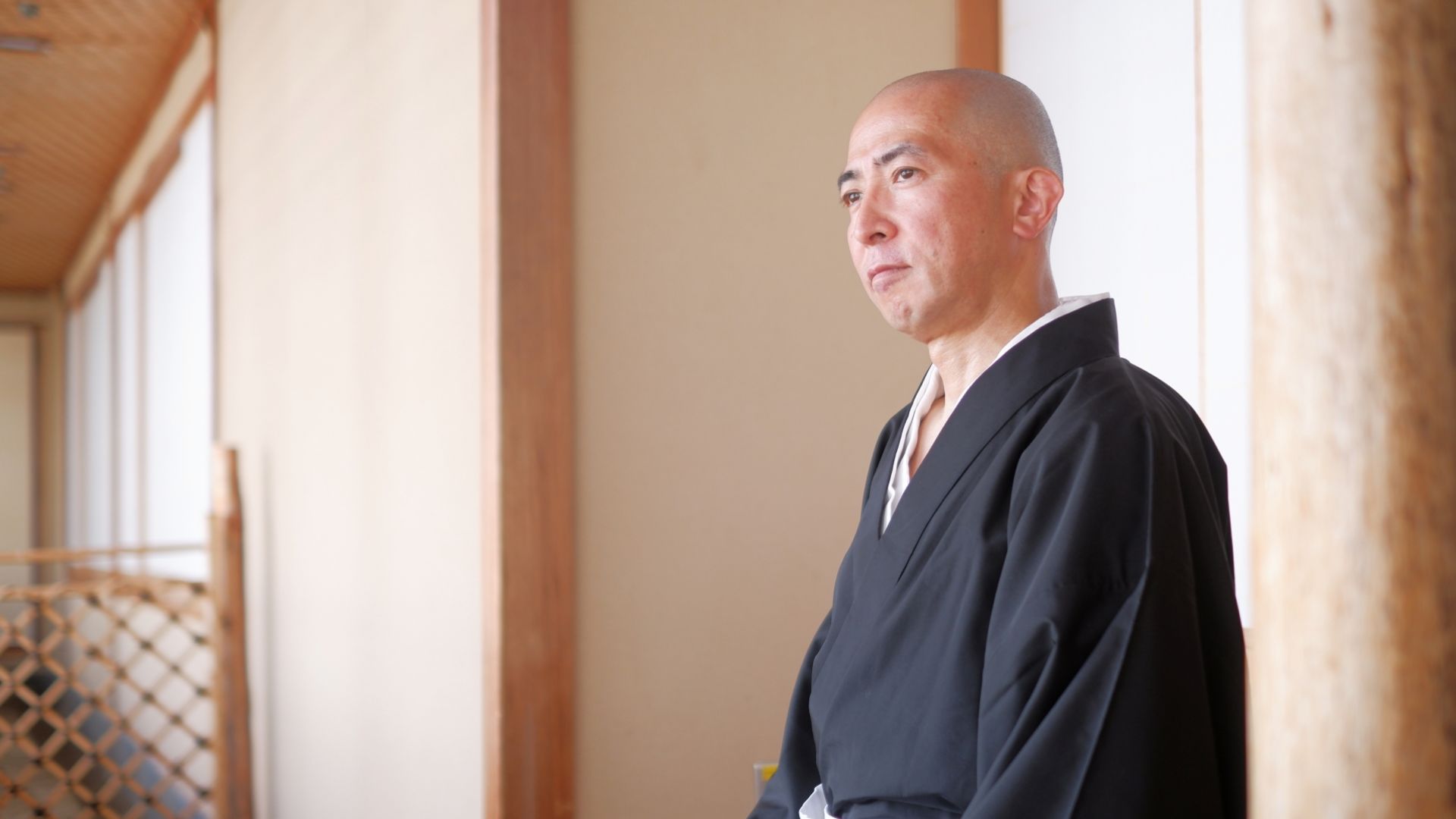 メインビジュアル02